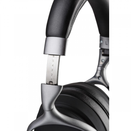 Denon AH-GC30 [5]