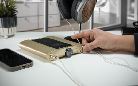 DAC iFi Audio iDSD Valkyrie [4]