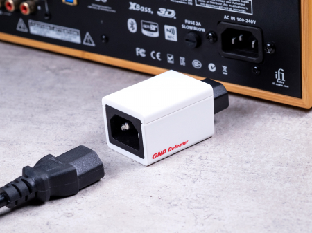 iFi Audio GND Defender [1]