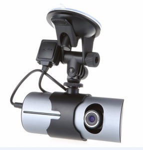 Camera auto DVR FreeWay™ R300, GPS, camera dubla, 720p@30fps HD, baterie incorporata, G-senzor, lentile Sony , super night vision, mod de noapte automat, 2.7 inch LCD, unghi de filmare 140 grade, inre [5]