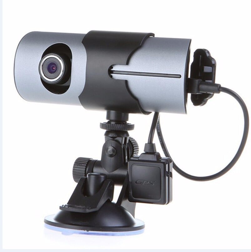 Prevail packet Sherlock Holmes Camera auto DVR FreeWay™ R300, GPS, camera dubla, 720p@30fps HD, baterie  incorporata, G-senzor, lentile Sony , super night vision, mod de noapte  automat, 2.7 inch LCD, unghi de filmare 140 grade, inregistrare