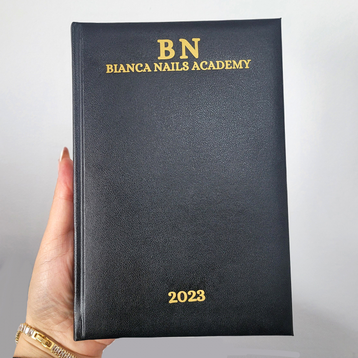 Agenda A5 neagra, personalizata cu logoul companiei tale [2]
