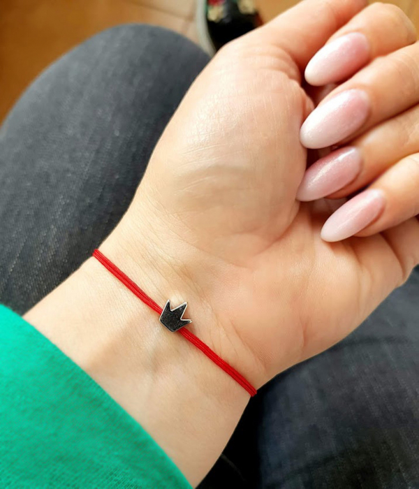 Bratara coronita personalizata, gravata cu initiala, placata cu platina si cu inchidere macrame, cu snur ajustabil, potrivita pentru cupluri [3]