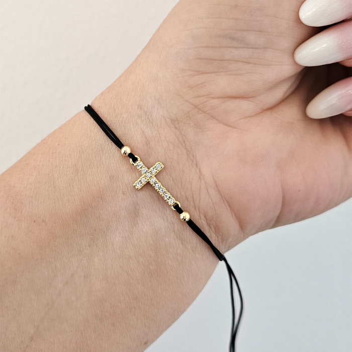 Bratara cu cruciulita placata cu aur de 18K si cristale Cubic Zirconia, inchidere macrame [2]