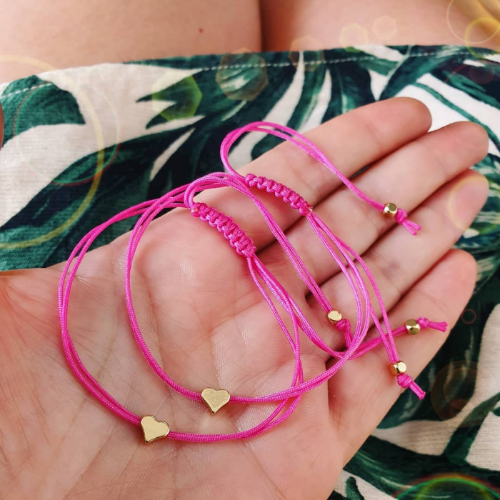 Bratara inimioara placata cu aur personalizata, gravata cu initiala, cu snur ajustabil macrame [10]