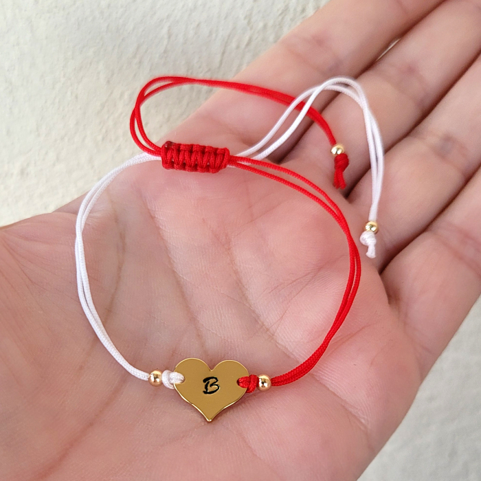 Bratara Martisor inimioara placata cu aur, gravata cu initiala, cu snur ajustabil [3]