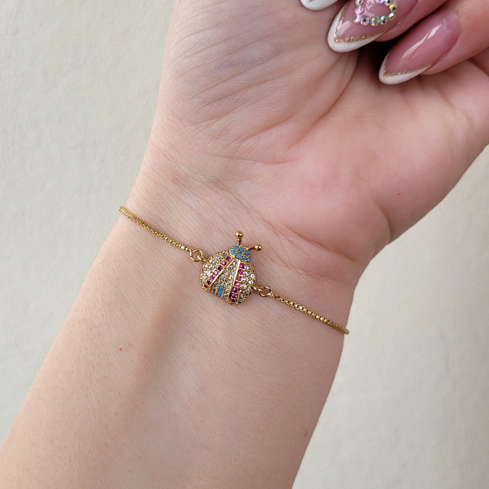 Bratara Martisor buburuza, placat cu aur, decorat cu cristale Cubic Zirconia [7]