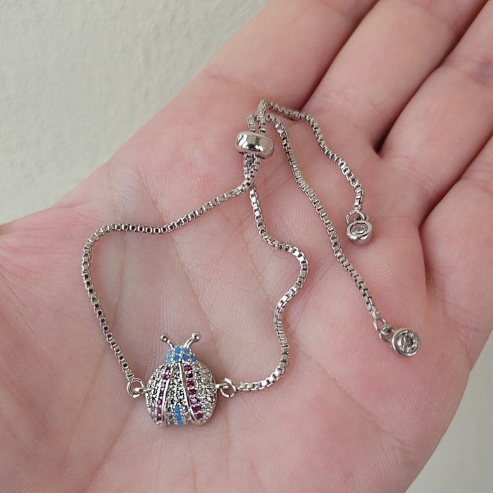 Bratara Martisor buburuza, placat cu platina, decorata cu cristale Cubic Zirconia [3]