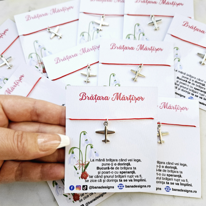 Bratara Martisor cu charm avion si snur rosu ajustabil [5]
