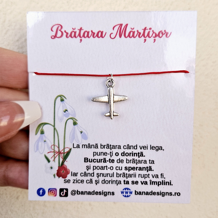 Bratara Martisor cu charm avion si snur rosu ajustabil [3]