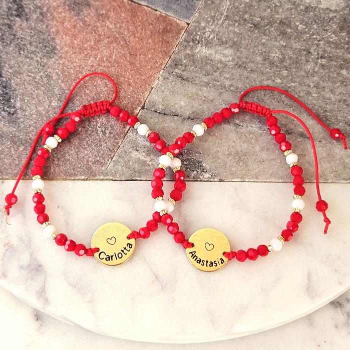 Bratara Martisor cu banut personalizat si cristale rosii si albe, placata cu aur [4]