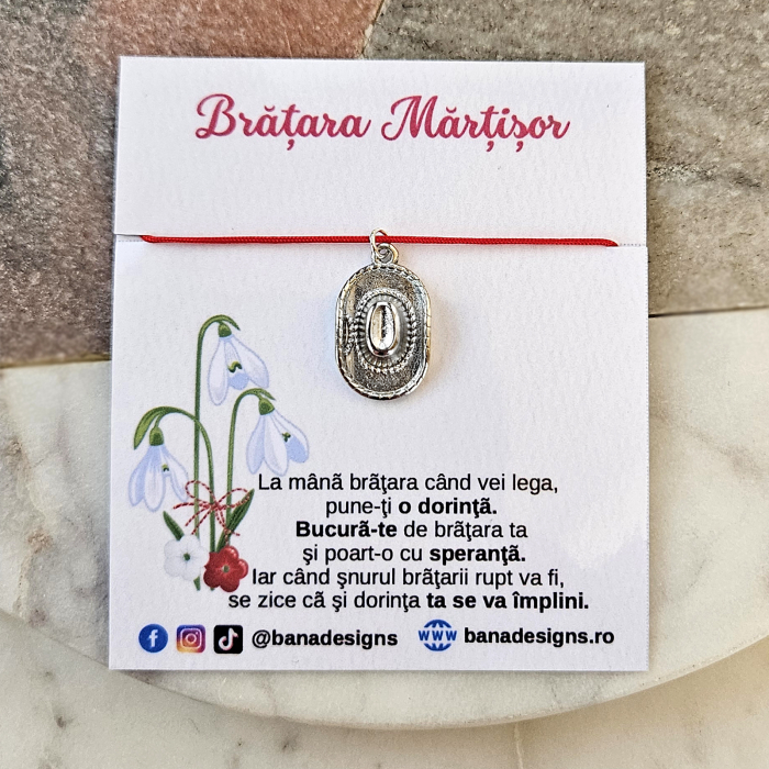 Bratara Martisor cu charm palarie si snur rosu ajustabil [3]
