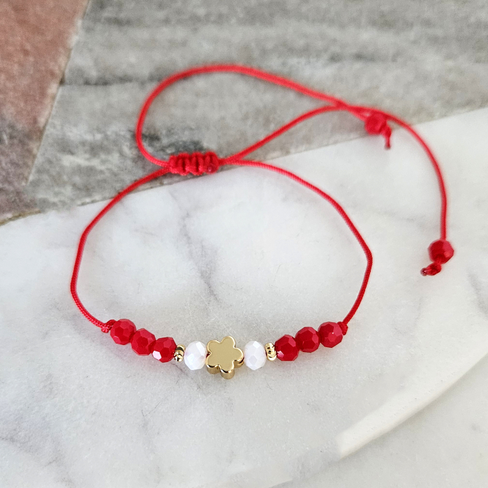 Bratara Martisor cu floricica si cristale rosii si albe, placata cu aur [4]