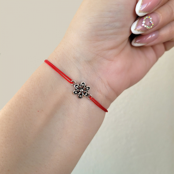 Bratara Martisor cu floare filigranata si snur ajustabil [2]