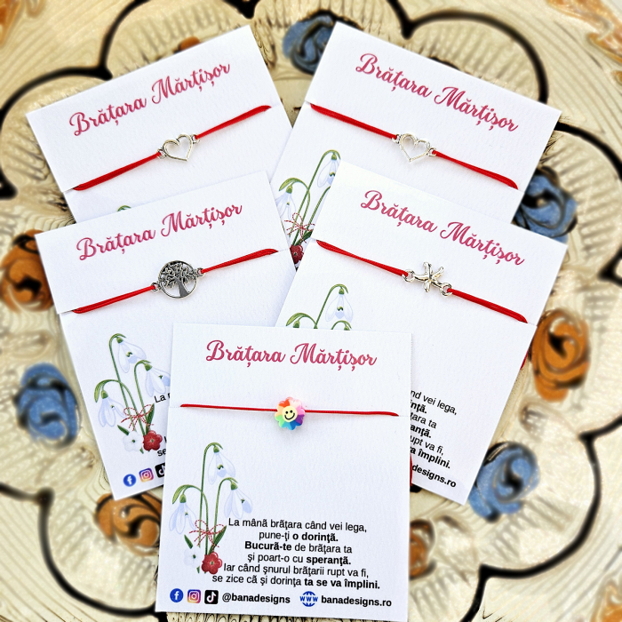 Bratara Martisor cu inimioara si snur rosu ajustabil [6]