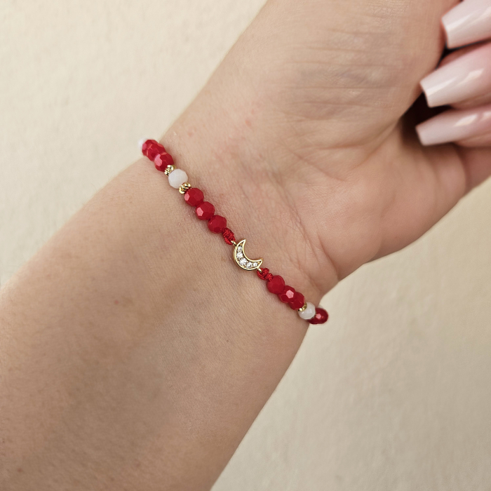 Bratara martisor cu semiluna, cristale rosii si margele texturate placate cu aur de 18K [4]