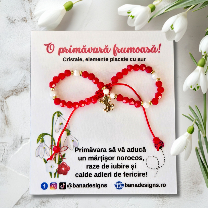 Bratara martisor cu unicorn, cristale rosii si margele texturate placate cu aur de 18K [2]