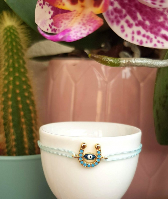 Bratara potcoava cu ochi protector, placata cu aur, decorata cu cristale Cubic Zirconia, culoare turcoaz, cu snur ajustabil [6]