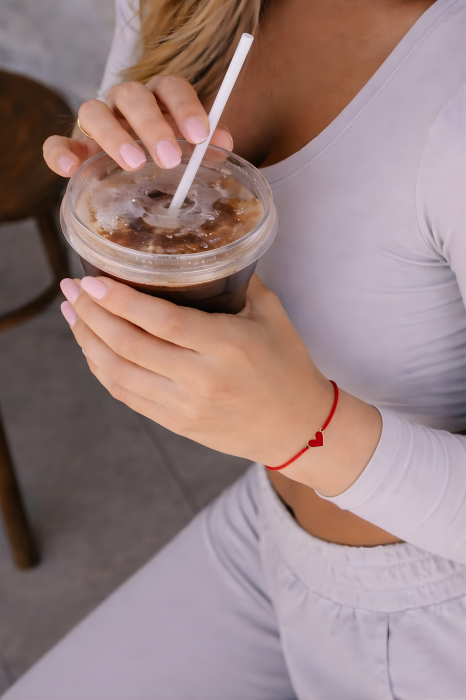 Brățară minimalistă cu inimioară gravată cu inițială [6]