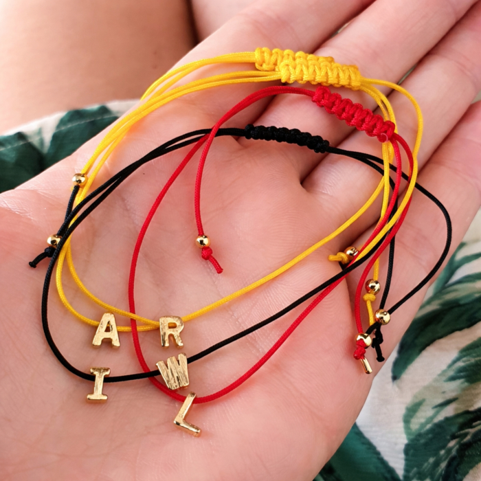 Bratara personalizata cu initiala placata cu aur, snur special ajustabil [3]