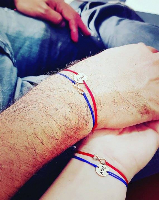 Bratara personalizata cu initiale si inimioara, gravata pe banut placat cu aur, cu snur ajustabil [6]