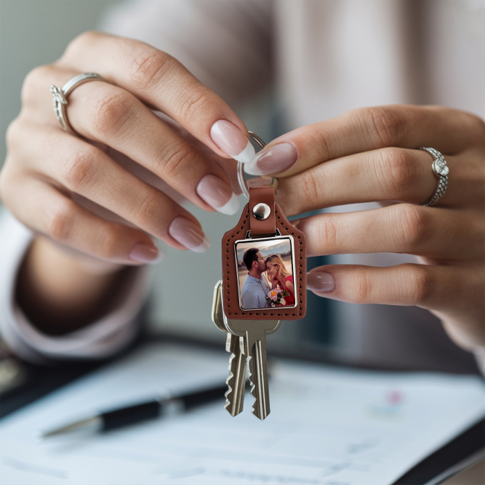 Breloc personalizat cu fotografie, imitatie din piele, cadou pentru cuplu [4]