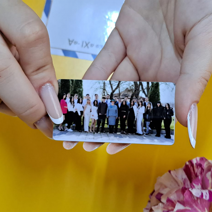Breloc personalizat cuBreloc personalizat cu fotografie pe fata si mesaj pe spate [6]