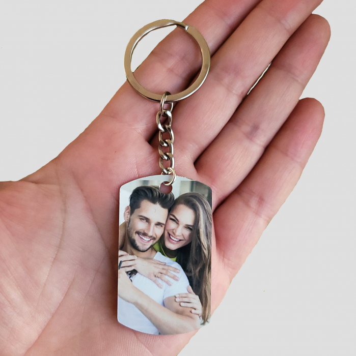 Breloc personalizat cu fotografie si mesaj de dragoste, cadou pentru cuplu [4]