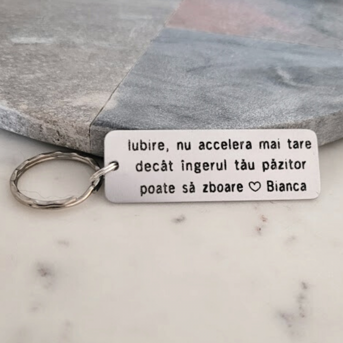 Breloc personalizat cu mesajul Iubire nu accelera mai tare decat ingerul tau poate sa zboare [4]