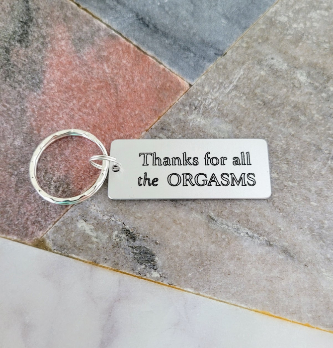 Breloc personalizat cu mesajul Thanks for all the orgasms, cadou pentru iubit [3]