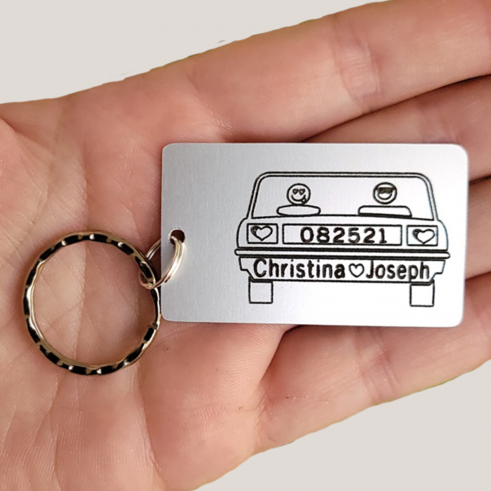 Breloc personalizat, cu numar de masina si nume, cadou pentru cuplu [6]