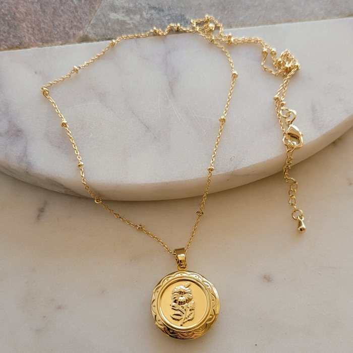 Colier placat cu aur de 18 K cu pandant locket rotund, personalizat cu fotografie [3]