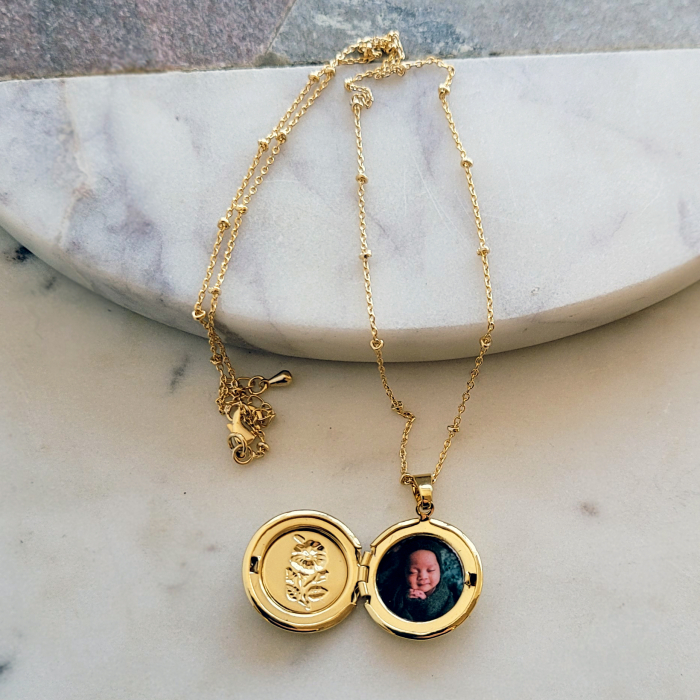 Colier placat cu aur de 18 K cu pandant locket rotund, personalizat cu fotografie [5]