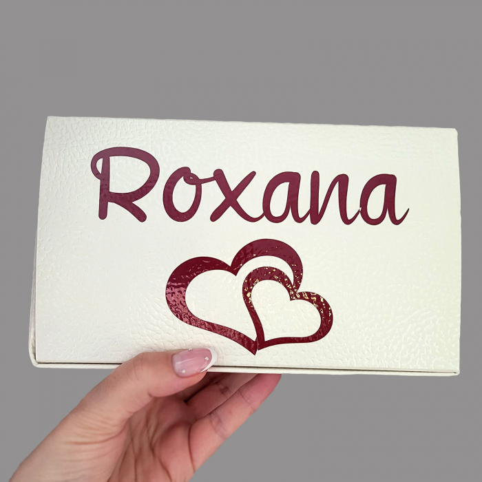 Cutie cadou personalizata cu nume, culoare crem, texturata [2]