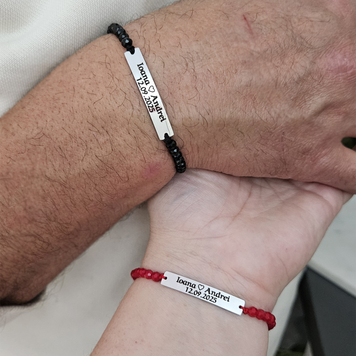 Set de 2 brățări pentru cuplu, din inox 304 waterproof, gravate cu nume și dată. Șnur mătăsos ajustabil, ambalaj elegant, felicitare cadou. [1]