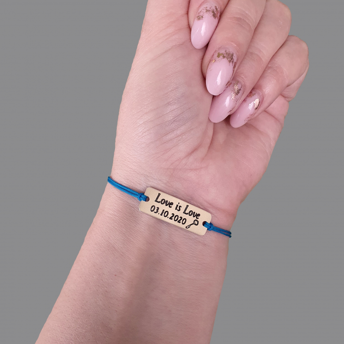 Set de 2 bratari personalizate cu nume si data, gravate pe dreptunghi din aluminiu auriu cu snur ajustabil [2]