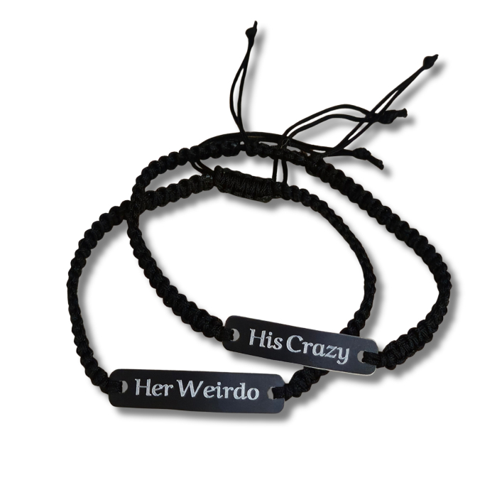 Set de 2 bratari pentru cuplu negre gravate cu Her Weirdo, His Crazy [3]