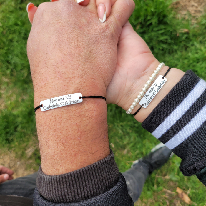 Set de 2 bratari pentru cuplu, personalizate cu Her one, His only si nume, cu snur ajustabil [5]