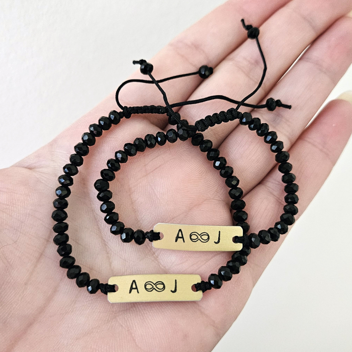 Set de 2 bratari personalizate pentru cuplu, cu initiale, data si margele din cristal [3]