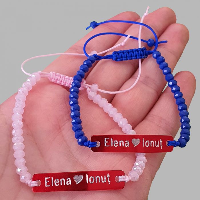 Set de 2 bratari personalizate pentru cuplu, cu nume si cristale roz si albastre [5]
