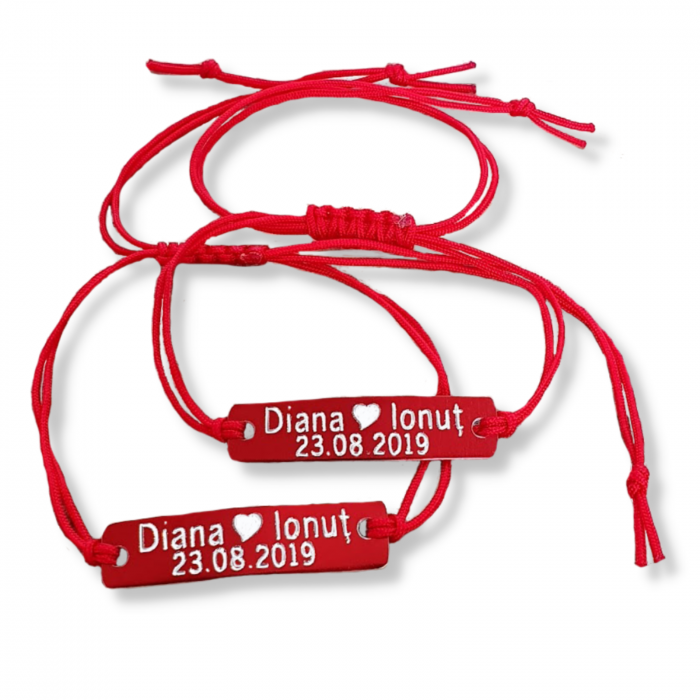 Set de 2 bratari personalizate pentru cuplu, cu nume si data, gravate pe placuta din aluminiu rosu cu snur ajustabil [2]