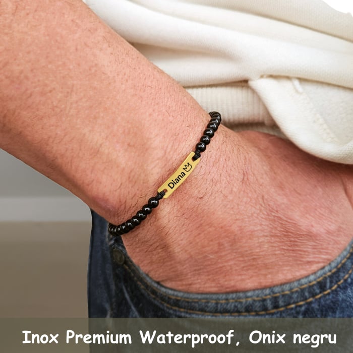 Brățară personalizată din inox IP waterproof cu nume, simbol și onix negru 4mm. Gravură laser, șnur reglabil, ambalaj elegant și felicitare opțională. [3]