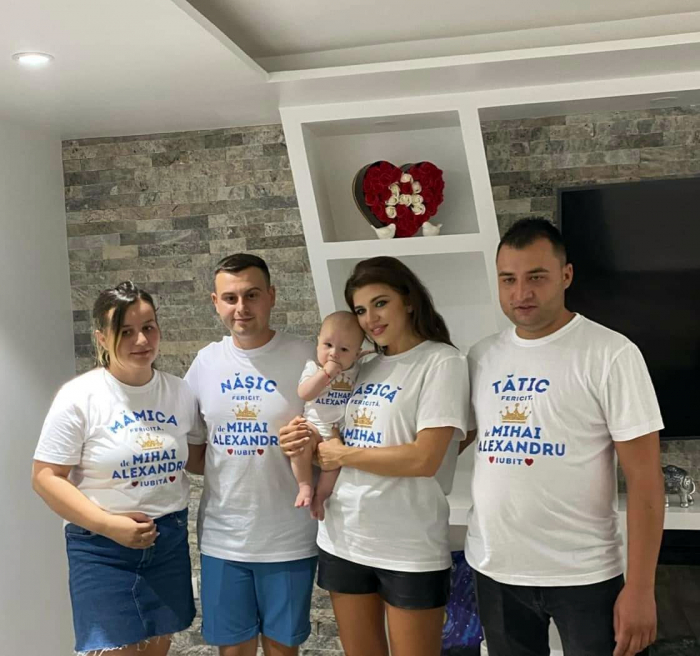 Tricou Nasi, pentru botez, personalizat cu coronita si numele copilului. [3]