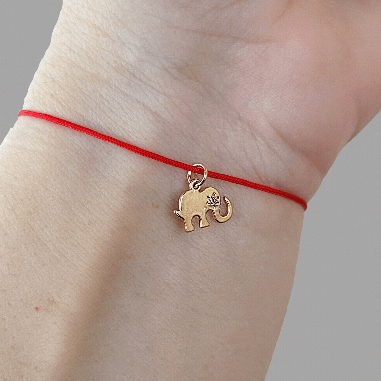 Cadouri - Bratara cu charm elefant placat cu aur, cu snur ajustabil simplu