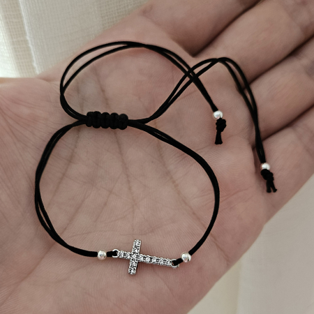 Bratara cu cruciulita placata cu platina si cristale Cubic Zirconia, inchidere macrame [2]