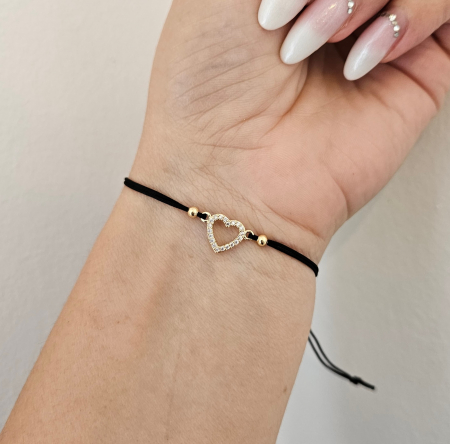 Toate Bratarile - Bratara cu inimioara placata cu aur de 18K si cristale Cubic Zirconia, inchidere macrame