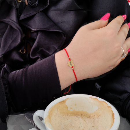 Bratara inima placata cu aur de 18 K gravata cu initiala si snur ajustabil [6]