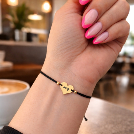 Bratara inima placata cu aur de 18 K gravata cu initiala si snur ajustabil [4]