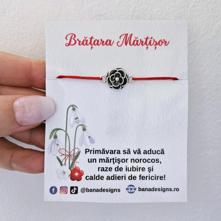 Bratari Martisor - Bratara Martisor cu banut floare texturata si snur rosu ajustabil
