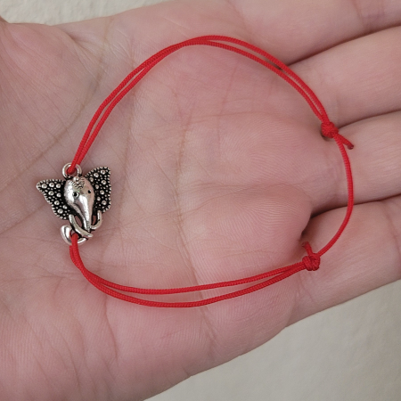 Bratara Martisor cu elefant cu trompa in sus si snur ajustabil rosu [6]
